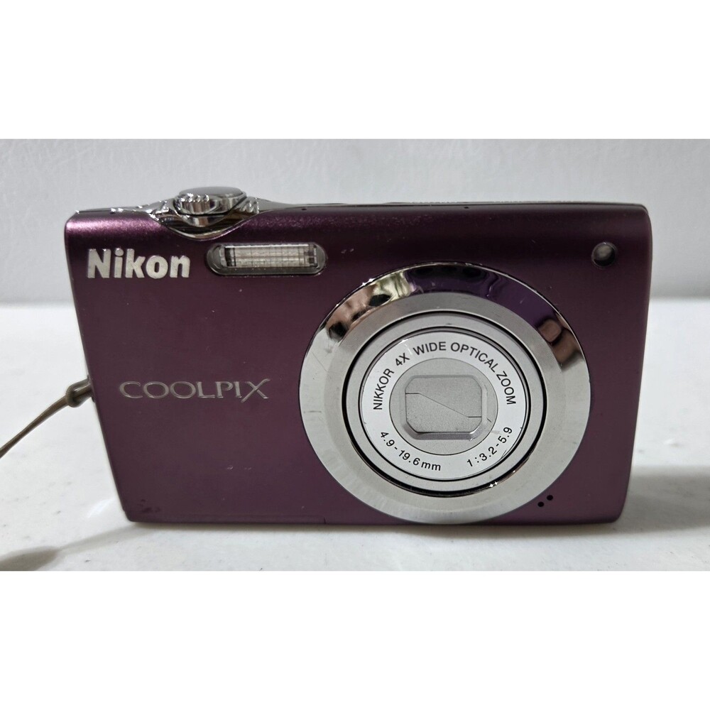 Nikon Coolpix S3000 12MP Digital Camera 4x Wide 28mm LCD Purple "PARTS REPAIR"